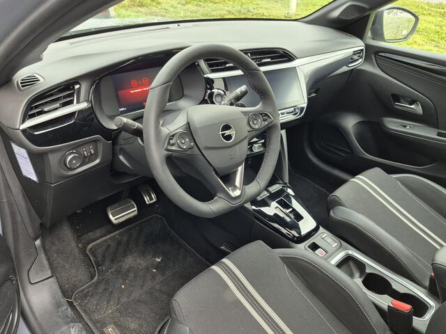 Opel CORSA 1.2 Turbo Hybrid GS | Automaat | Camera | Parkeersensoren Voor en Achter | Navigatie | Two Tone | Zwarte Velgen en Zwart Dak | Stoel en Stuurverwarming |