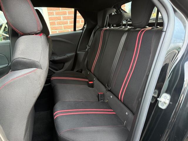 Opel CORSA 1.2 GS Line 131PK Automaat CAMERA / STOELVERWARMING / CARPLAY /