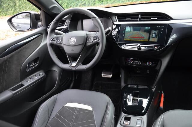 Opel CORSA 1.2 Turbo Hybrid Ultimate Navi/Pdc/Ecc/Panoramadak/Matrix-Koplampen/Alcantara Bekleding/Achteruitrijcamera/Stoel&stuur verwarming/voorstoel(en) met massagefunctie/Nederlandse Auto