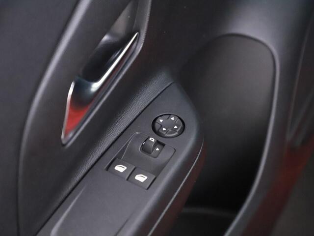 Opel CORSA 1.2T Automaat 1e eigenaar Trekhaak/Camera/Led