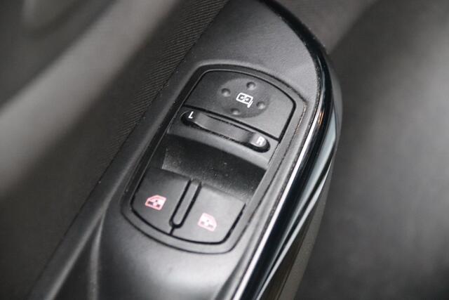Opel CORSA 1.0 Turbo Online Edition Navigatie, Cruise, Parkeerhulp