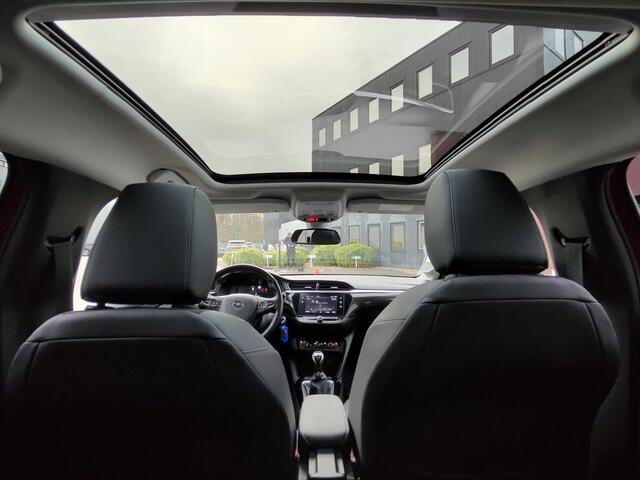 Opel CORSA 1.2 Elegance, Panoramadak, LED, Halfleder, Riem vervangen, Camera