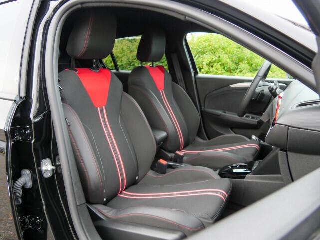 Opel CORSA 1.2 131PK Automaat GS Line | CAMERA | CRUISE CONTROL | APPLE CARPLAY |