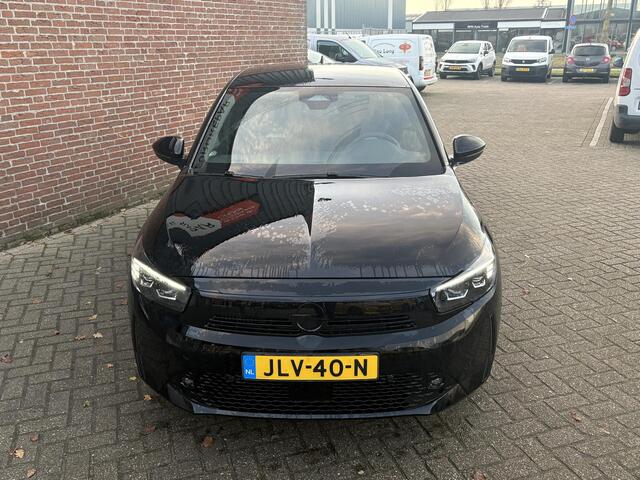 Opel CORSA 1.2 Turbo Hybrid GS 110pk | Automaat | Navigatie | Climate Control | Keyless Entry en Start | Stoel - Stuurverwarming | Camera | Cruise Control Adaptief | LED Matrix Verlichting