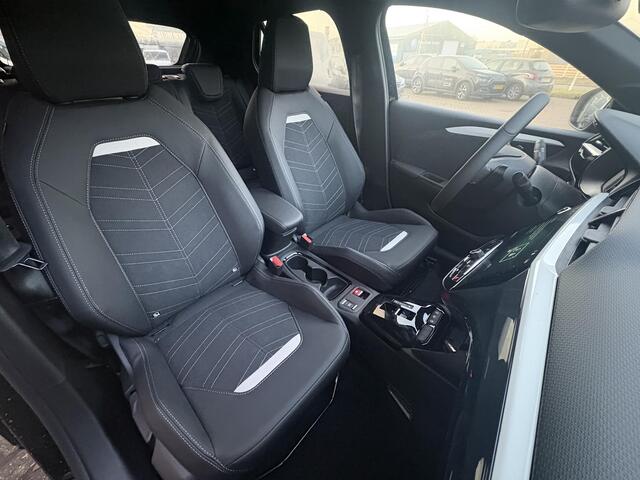 Opel CORSA 1.2 Turbo Hybrid GS 110pk | Automaat | Navigatie | Climate Control | Keyless Entry en Start | Stoel - Stuurverwarming | Camera | Cruise Control Adaptief | LED Matrix Verlichting