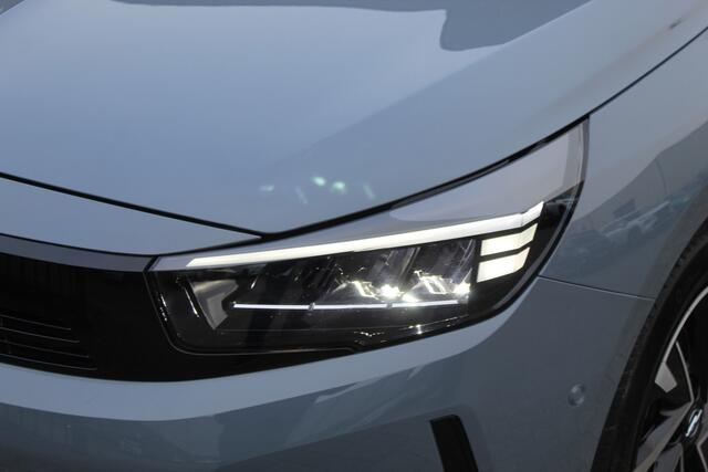 Opel CORSA 1.2 Turbo GS Applecarplay/Achteruitrijcamera/Cuise control/Lane assist/Dodehoekdetectie/Parkeersensoren rondom/Inklapbare spiegels/Half lederen sportstoelen/Led koplampen