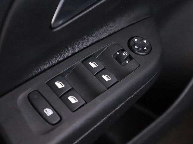 Opel CORSA 1.2 Turbo GS Camera/Carplay/Led/Sportstoelen