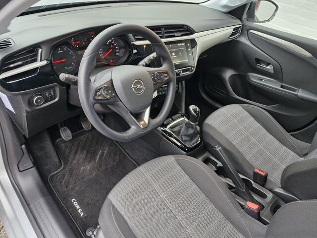 Opel CORSA 1.2 Edition | Navigatie | Licht- En Zicht Pakket