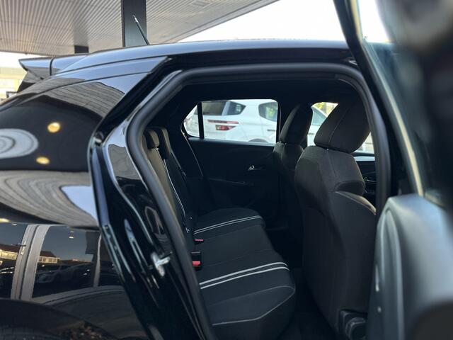 Opel CORSA 1.2 Turbo GS Dodehoek sensor/Parkeerhulp V+A/Camera.