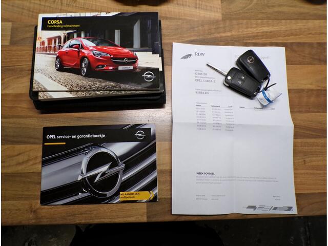 Opel CORSA 1.2 Favourite n.a.p aantoonbaar
