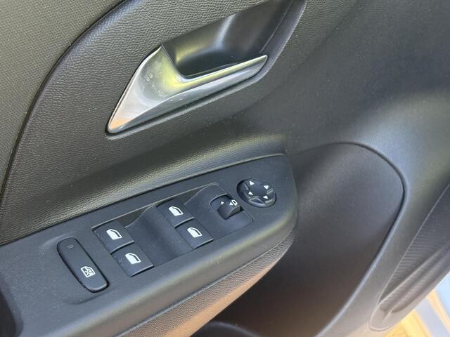 Opel CORSA 1.2 | benzine | NW model 2025 | carplay | stuurverwarming