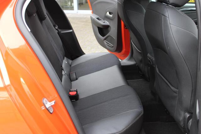 Opel CORSA 1.2 Elegance Automaat/AppleAndroid Nieuwe distributie!!