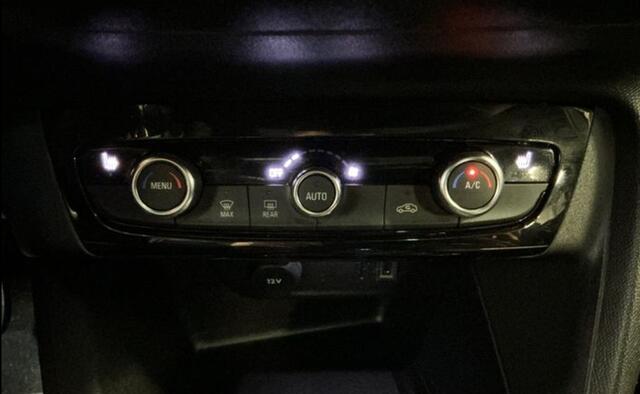 Opel CORSA 1.2 GS Panorama Dak/Stoel+stuurverwarming.