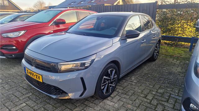 Opel CORSA 1.2 Turbo 100PK GS / Camera / Navi / Cruise / Parkeersensoren / LM Velgen