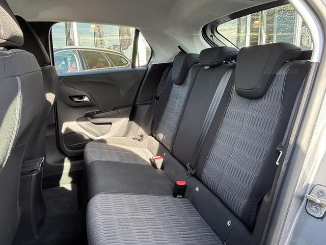 Opel CORSA 1.2 Elegance Automaat | Airco | Navigatie | Cruise control | Trekhaak | Lage km stand