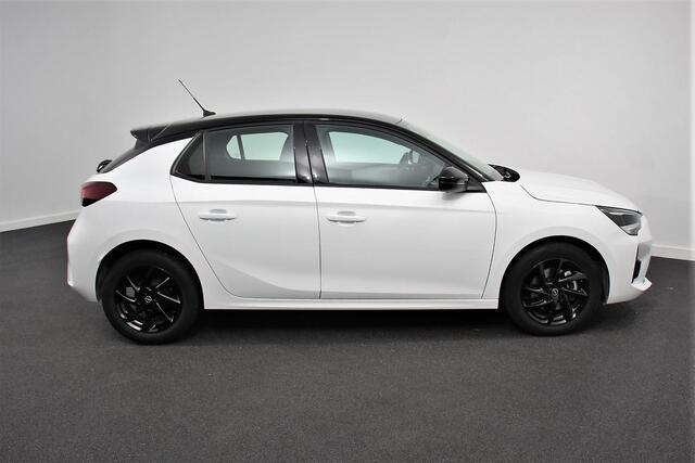 Opel CORSA 1.2 Turbo 102pk GS Line | Navigatie | Apple Carplay/Android Auto | Airco | Cruise Control | Lichtmetalen velgen | Digitaal Dashboard | Sportstoelen