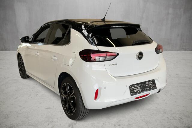Opel CORSA 1.2 100 pk Turbo GS Panoramadak, Winterpakket, Cruise Control, Climate Control