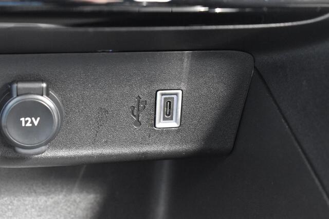 Opel CORSA 1.2 Edition | Carplay / Camera / Dode hoek detectie