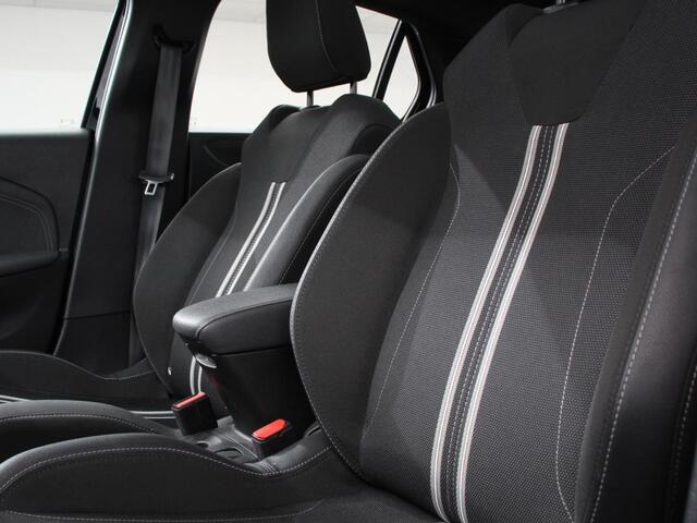 Opel CORSA 1.2 Turbo Sport Edition Climate control Cruise control Panoramadak Achteruitrijcamera Parkeersensoren Stuurverwarming Stoelverwarming Apple Carplay/ Android Auto