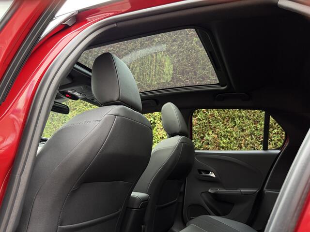 Opel CORSA 1.2 Turbo 100pk Ultimate l PANO-DAK l CAMERA l ECC l LED l NAVI l STOEL/STUUR-VERW. l 18.000km