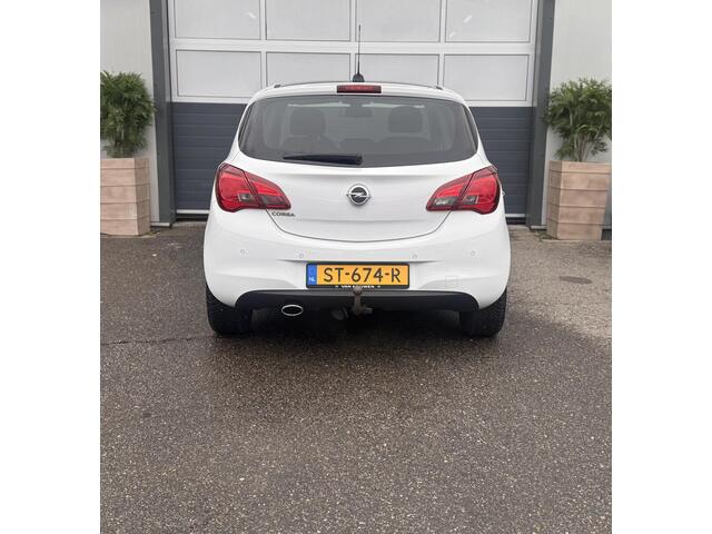 Opel CORSA 1.4 Black Edition