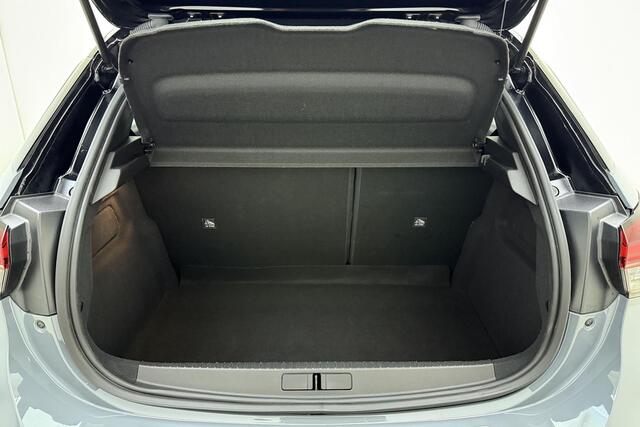 Opel CORSA 1.2 Turbo 110pk Hybrid GS Automaat | Navigatie via Carplay | Camera | Stoel & Stuurverwarming | Parkeersensoren | Zwart dak