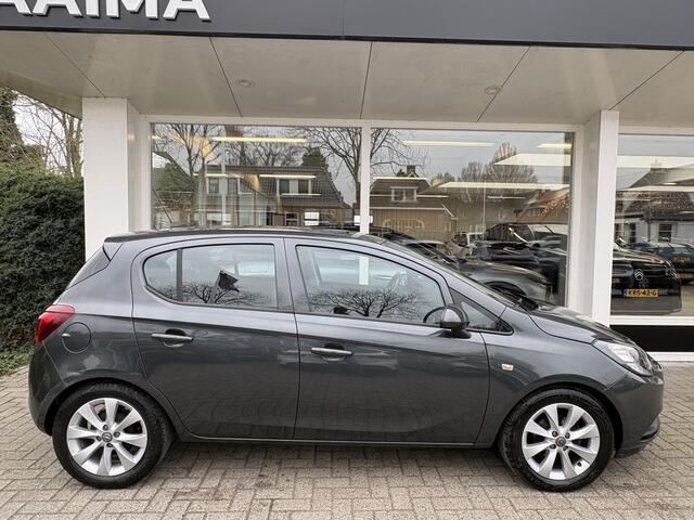 Opel CORSA 1.4 Favourite | Dealeronderhouden | Weinig kilometers | Navigatie | Parkeersensoren | Apple Carplay/Android Auto | Cruise Control