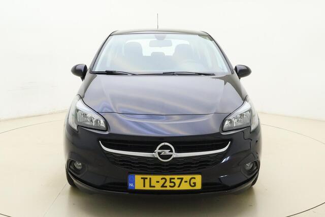 Opel CORSA 1.4 Favourite | Navigatie | Parkeersensoren | Lichtmetalen velgen | 5 Deuren | Cruise control | DAB Radio | Mistlampen voor