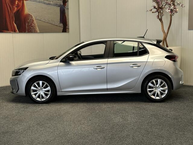 Opel CORSA 1.2 TURBO EDITION 15 STUKS OP VOORRAAD !! NAVIGATIE VIA APPLE CARPLAY/ANDROID CRUISE CONTROL RIJSTROOKSENSOREN DODEHOEKSENSOREN ACHTERUITRIJCAMERA ZEER MOOI !! 3010