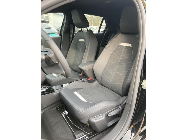 Opel CORSA 1.2 Turbo 145pk Hybrid Automaat GS | Navigatie | Climate control | Adapt. Cruise control | Keyless | Camera | Parkeersensoren | Stoel- en stuurverwarming | Suede bekleding | Massagestoel | Lichtmetalen velgen 16"