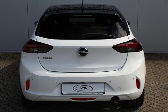 Opel CORSA 1.2-100pk Turbo GS Line. Erg mooie sportieve wagen, slechts 23.500 ! Panoramadak, Lane- en side assist, Telefoonvoorb., Cruise Cntrl, LED verl., PDC v+a, LM wielen, Climate Control, Navigatie by Apple/Android, Stoel- en stuurwiel verwarming etc.