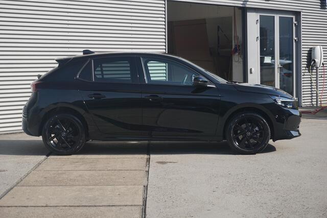 Opel CORSA 1.2 Turbo 100 Pk Ultimate Opel Corsa 1.2 Turbo 100 Pk Ultimate | Navigatie Pro | Climate Control | Winter pack | Parkpilots/Camera 180° | Alcantara | All Weather banden | Keyless |