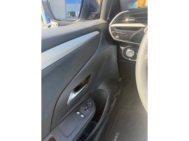 Opel CORSA 1.2 Edition