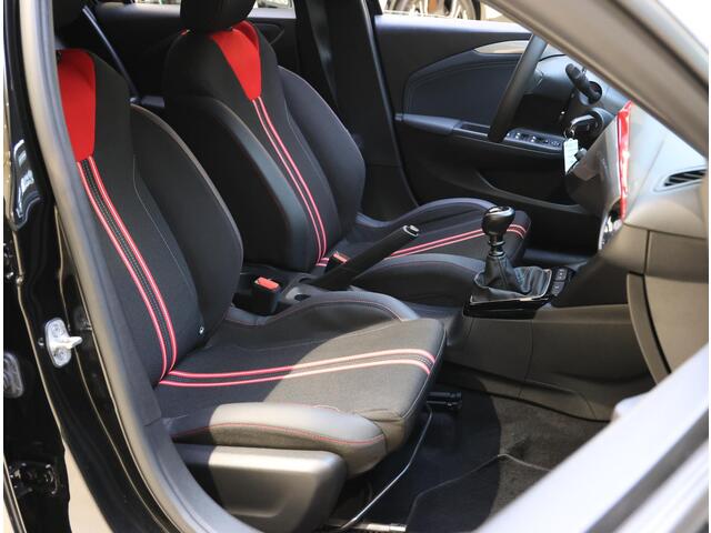 Opel CORSA 100PK Level 4 | AppleCarPlay/AndroidAuto | Climate Control | Cruise Control | Parkeersensoren | Navigatie | LM velgen | LED | Parkeersensoren | Privacy Glass | Isofix |