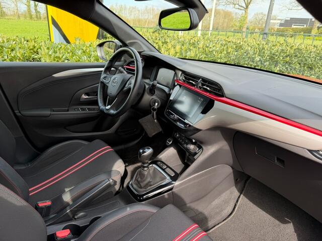 Opel CORSA 1.2 75 kW GS line Carplay / Cruise / 1e eigenaar