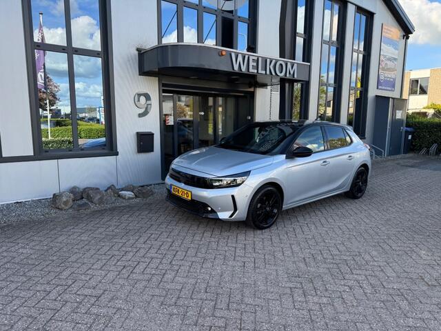 Opel CORSA 1.2 GS TwoTone Automaat 131PK, Navi, Camera, PDC, LM-velgen, NIEUWSTAAT