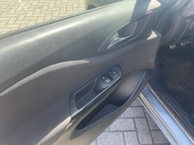 Opel CORSA 1.4 Innovation