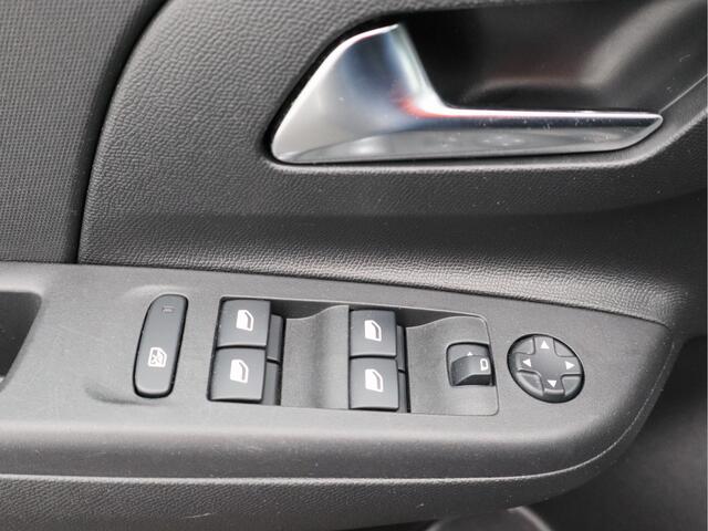 Opel CORSA 1.2 Edition/ lage km/ navigatie/ app connnect!