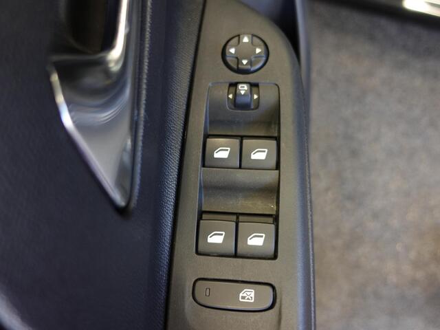 Opel CORSA 1.2 Turbo GS Navigatie Apple Carplay/Android Auto Digitale Cockpit Airco Cruise Control Lichtmetalen Velgen Dab Lichtmetalen Velgen