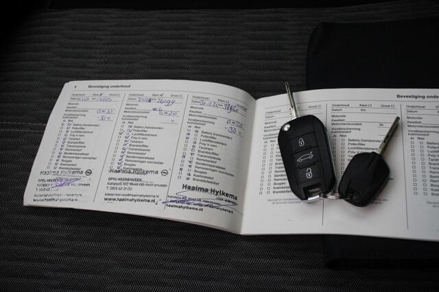 Opel CORSA 1.2 Edition - Carplay, Navi, Cruise, Lichtmetalen Velgen