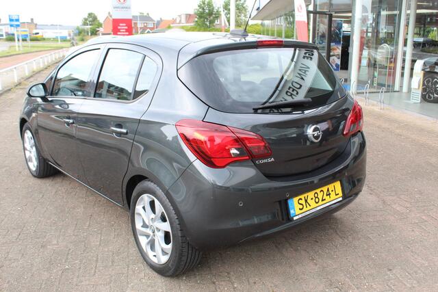 Opel CORSA 1.4 Edition , 5 deurs , 90pk , Automaat Airco, Cruise control , Navigatie , Bluetooth Parkeersensoren achter , LED dagrijverlichting