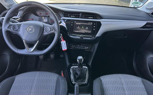 Opel CORSA 1.2 Edition | NL AUTO | 2e Eigenaar | NAP | D-Riem is Vervangen | Onderhoudshistorie | Airco | Apple Carplay & Andriod Auto | Navigatie | Cruise Control | Parkeersensoren | Lichtmetalen Velgen | 2 Sleutels |