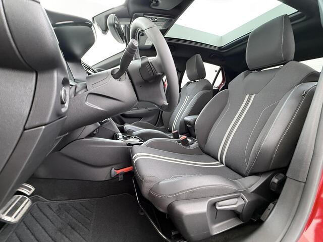 Opel CORSA 1.2 Turbo GS | Panoramadak | Stoelverwarming | 17" Lichtmetalen velgen | Camera | 130pk! | Zeer compleet!