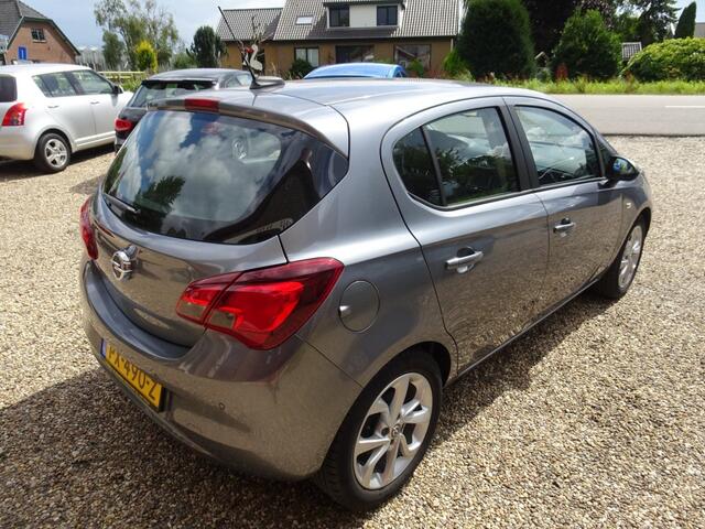 Opel CORSA 1.4 INNOVATION