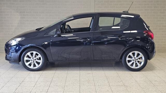 Opel CORSA 1.4 Favourite