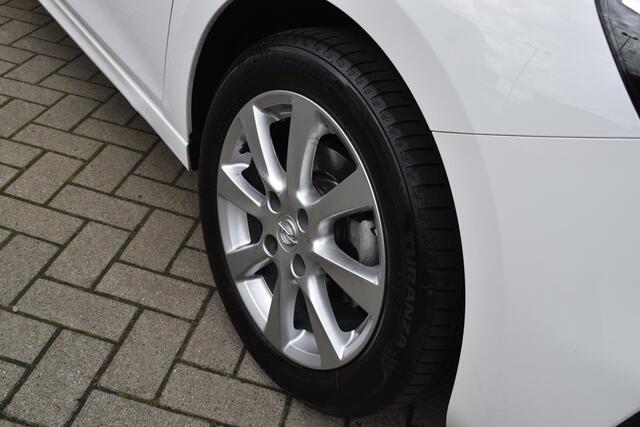 Opel CORSA 1.2 Edition NAVIGATIE/AIRCO/CAMERA