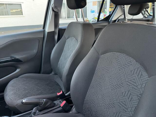 Opel CORSA 1.4 FAVOURITE, NAVI, CRUISE, uitstekende staat!