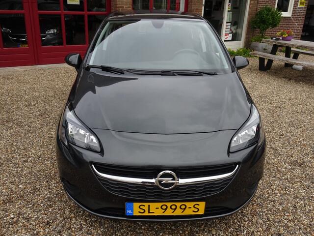 Opel CORSA 1.4 BLACK EDITION