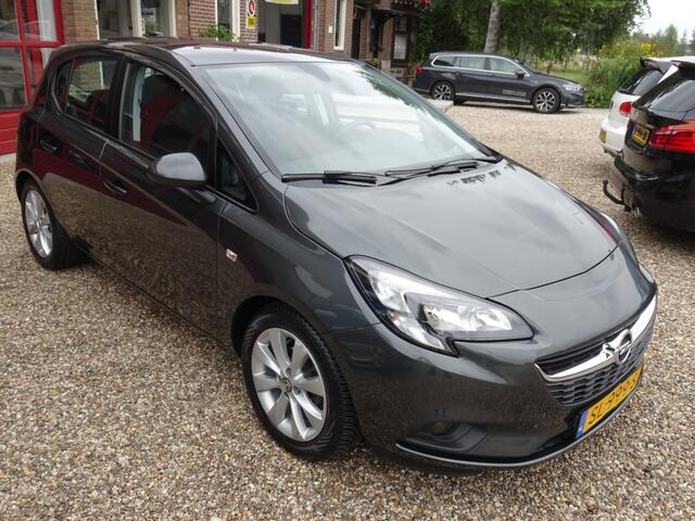Opel CORSA 1.4 BLACK EDITION