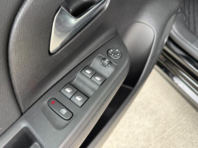 Opel CORSA 1.2 Turbo Hybrid GS | Navi | Camera | LED | Carplay |